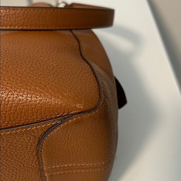 Kate Spade Tan Leather Shoulder Bag with three compartments. - Picture 11 of 12